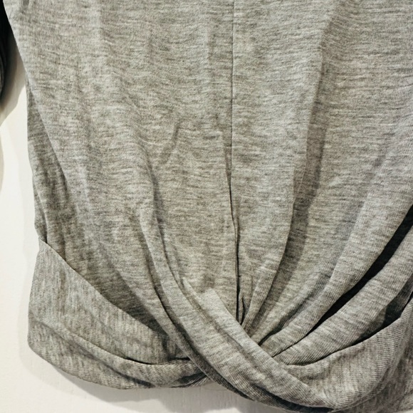 Alo yoga top - Picture 4 of 8